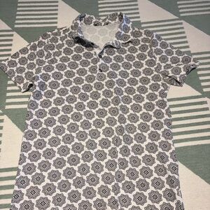 Express Black and White Floral Medallion Button Down Shirt